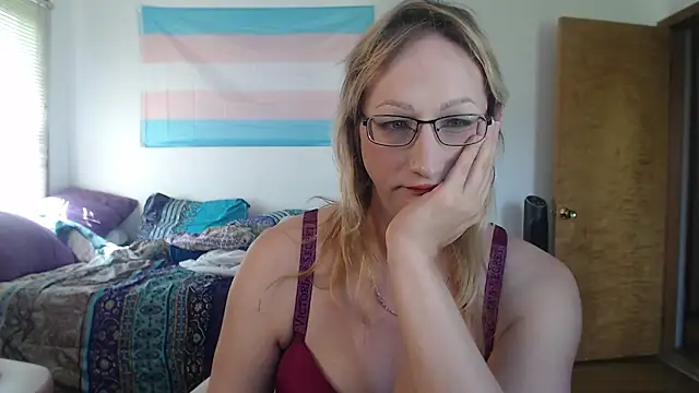 Savanah Banana  online show from 06-05-26, 08:14