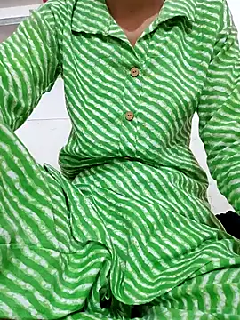 Isha kumari 69 online show from 03-17-26, 04:06