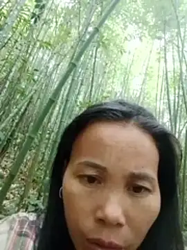 Snapshot of Ana_hoa chatting on 12-04-25, 04:55 Ana hoa online show from 12-04-25, 04:55