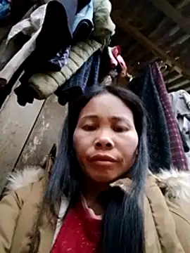 Snapshot of Ana_hoa chatting on 12-16-25, 10:20 Ana hoa online show from 12-16-25, 10:20