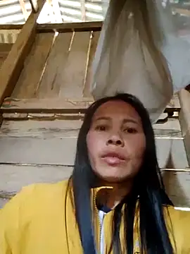 Snapshot of Ana_hoa chatting on 12-19-25, 04:52 Ana hoa online show from 12-19-25, 04:52