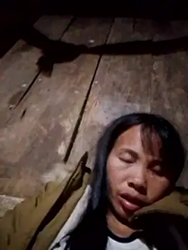 Snapshot of Ana_hoa chatting on 12-19-25, 04:58 Ana hoa online show from 12-19-25, 04:58