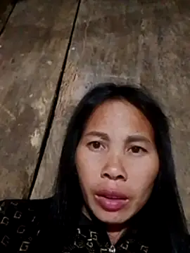 Snapshot of Ana_hoa chatting on 12-21-25, 11:39 Ana hoa online show from 12-21-25, 11:39