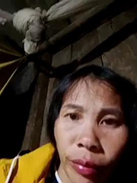 Snapshot of Ana_hoa chatting on 12-22-25, 03:31 Ana hoa online show from 12-22-25, 03:31