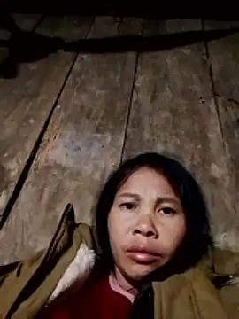 Snapshot of Ana_hoa chatting on 01-07-26, 10:01 Ana hoa online show from 01-07-26, 10:01