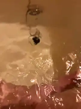 Snapshot of houkeiboy78 chatting on 11-23-25, 10:04 houkeiboy78 online show from 11-23-25, 10:04