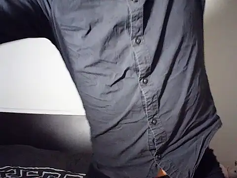 Snapshot of SoftEdgeBoy chatting on 03-27-26, 06:18 SoftEdgeBoy online show from 03-27-26, 06:18