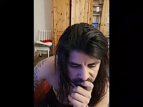 CharlyHemax online show from 11-13-25, 05:23