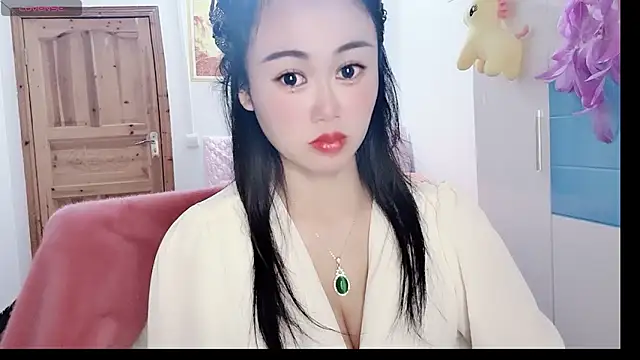 Snapshot of Xiaojuan61 chatting on 12-02-25, 11:15 Xiaojuan61 online show from 12-02-25, 11:15