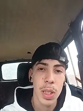 Snapshot of NovaCharm chatting on 12-19-25, 03:30 NovaCharm online show from 12-19-25, 03:30