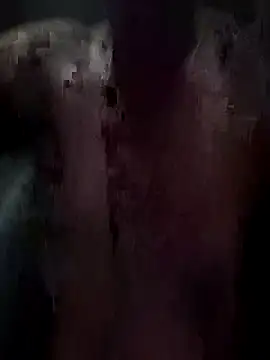 Snapshot of Ferni1410 chatting on 12-17-25, 05:52 Ferni1410 online show from 12-17-25, 05:52