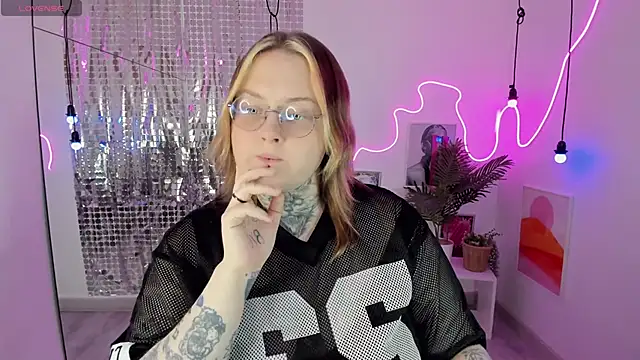 Arya Addams online show from 11-12-25, 02:06