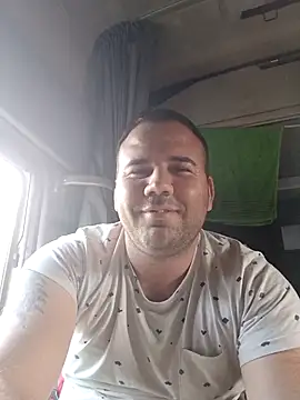 Snapshot of Chubbytop454 chatting on 11-17-25, 03:51 Chubbytop454 online show from 11-17-25, 03:51