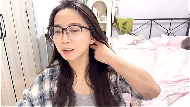 Hmm 0303 online show from 03-23-26, 04:00