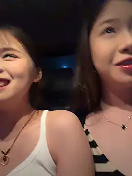 yang888403 online show from 05-28-26, 12:24