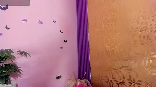 valen gill online show from 11-06-25, 01:12