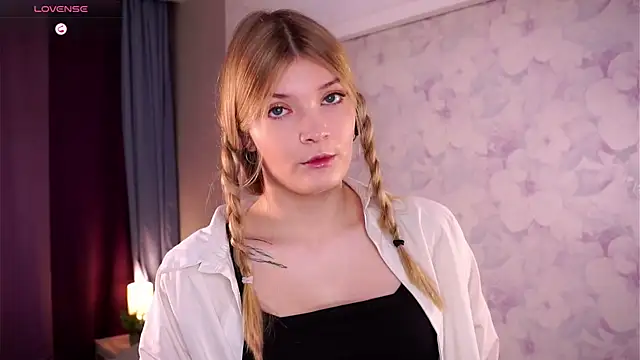 UteMessineo online show from 11-12-25, 06:25