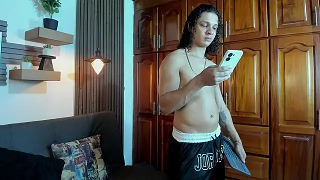 Snapshot of Belamiramill chatting on 11-06-25, 09:59 Belamiramill online show from 11-06-25, 09:59