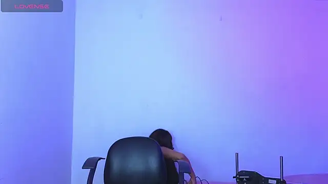 Snapshot of lau_rl chatting on 11-23-25, 03:17 lau rl online show from 11-23-25, 03:17