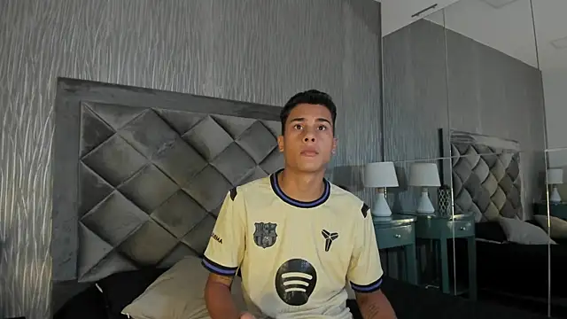 Dominic Burk online show from 11-06-25, 07:15