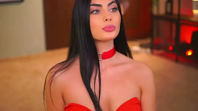 Snapshot of RavennaDArcy chatting on 11-19-25, 08:31 RavennaDArcy online show from 11-19-25, 08:31