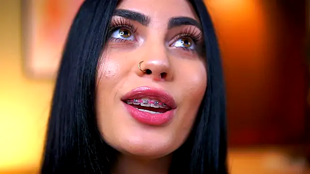 Snapshot of RavennaDArcy chatting on 11-24-25, 08:08 RavennaDArcy online show from 11-24-25, 08:08