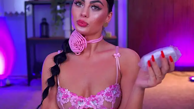 Snapshot of RavennaDArcy chatting on 01-07-26, 07:27 RavennaDArcy online show from 01-07-26, 07:27