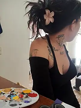 Snapshot of mr_arte chatting on 11-07-25, 02:17 mr arte online show from 11-07-25, 02:17