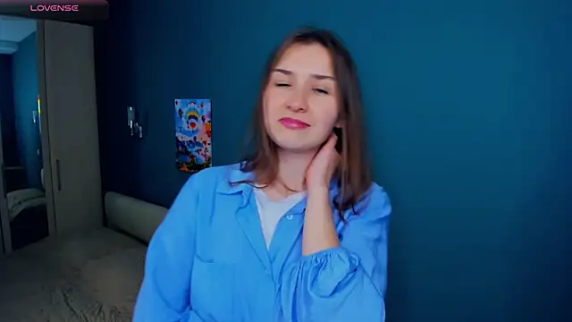 JosieNadile online show from 11-16-25, 04:56