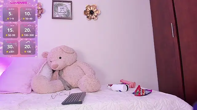 Snapshot of Nyra_lux16 chatting on 12-04-25, 08:34 Nyra lux16 online show from 12-04-25, 08:34