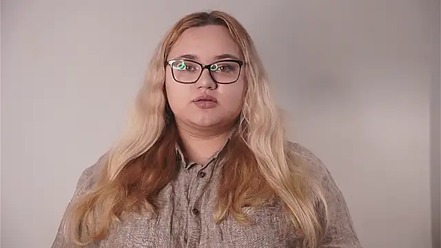 Snapshot of JoliePimpare chatting on 11-08-25, 09:20 JoliePimpare online show from 11-08-25, 09:20