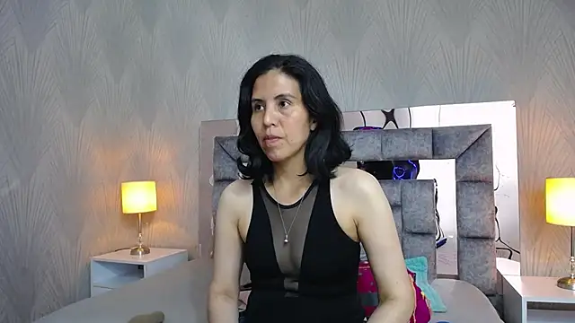 GiselaZivic online show from 05-16-26, 01:10