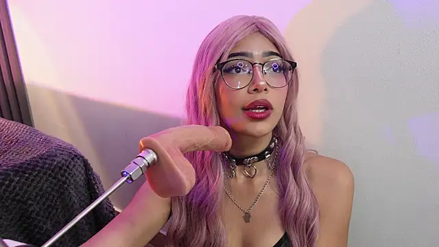  ViolletteNoir  online show from 04-21-26, 01:42