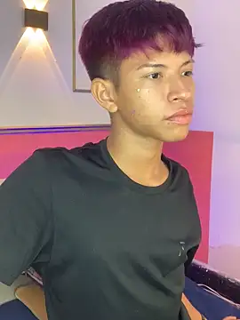 Snapshot of Tessachains_2_ chatting on 11-10-25, 10:42 Tessachains 2 online show from 11-10-25, 10:42