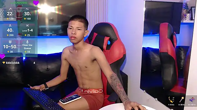 Snapshot of Tessachains_2_ chatting on 12-15-25, 04:33 Tessachains 2 online show from 12-15-25, 04:33