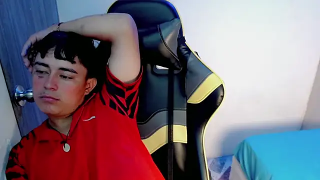 Tatann 18 online show from 11-17-25, 08:14