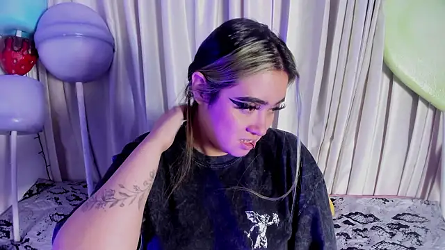 Lilith Zenith  online show from 02-09-26, 04:16