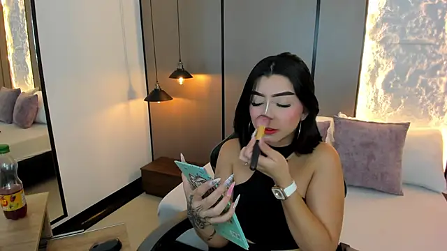 coral rosse  online show from 11-22-25, 07:24