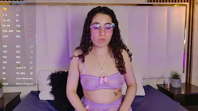 Snapshot of DemiJones_ chatting on 11-09-25, 04:22 DemiJones online show from 11-09-25, 04:22