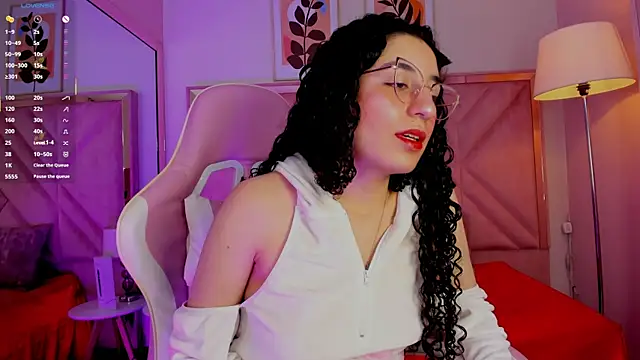 Snapshot of DemiJones_ chatting on 11-22-25, 04:22 DemiJones online show from 11-22-25, 04:22