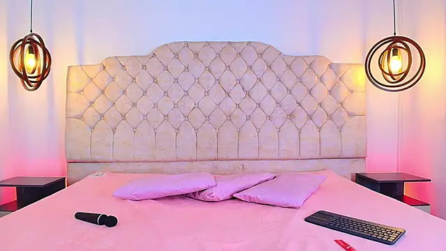 Chloejonson online show from 11-24-25, 03:28