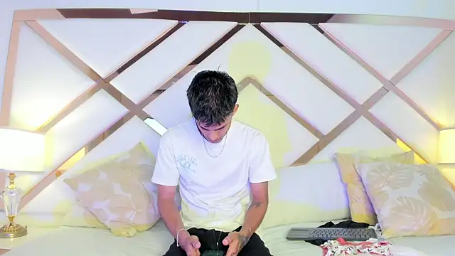 Snapshot of Aitana_valverde chatting on 11-07-25, 07:47 Aitana valverde online show from 11-07-25, 07:47