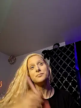 GemmaJustice1127 online show from 07-14-26, 04:13
