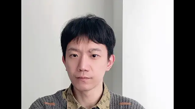 Snapshot of CouplingCry chatting on 11-28-25, 07:55 CouplingCry online show from 11-28-25, 07:55