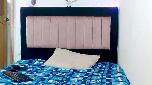 AMARYXS online show from 04-09-26, 01:38