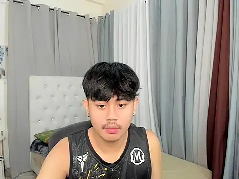 Snapshot of asianblackbigcock chatting on 11-12-25, 04:35 asianblackbigcock online show from 11-12-25, 04:35