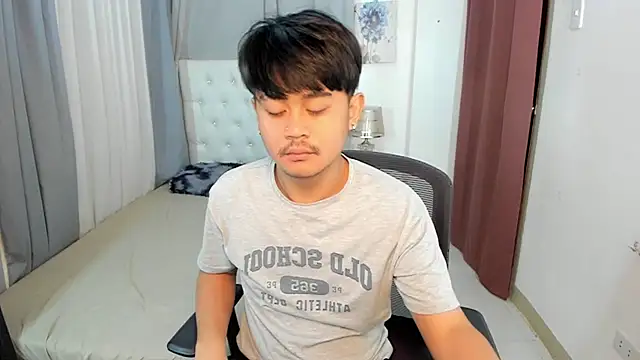 Snapshot of asianblackbigcock chatting on 11-16-25, 04:40 asianblackbigcock online show from 11-16-25, 04:40