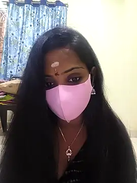 Snapshot of siritelugubutterfly chatting on 11-17-25, 05:13 siritelugubutterfly online show from 11-17-25, 05:13