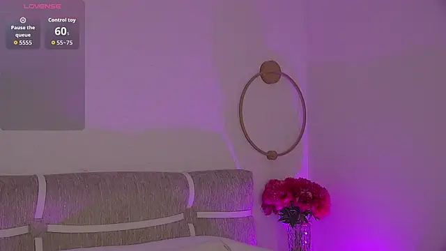 Eva Devine online show from 05-30-26, 04:15