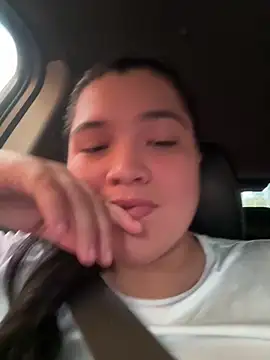 Snapshot of sweetmuslim01 chatting on 02-07-25, 10:41 sweetmuslim01 online show from 02-07-25, 10:41